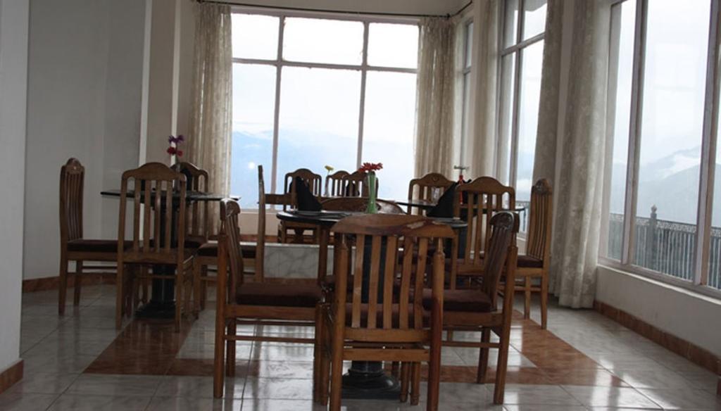 ホテル Cozy Swiss Meadows Khajjiar エクステリア 写真